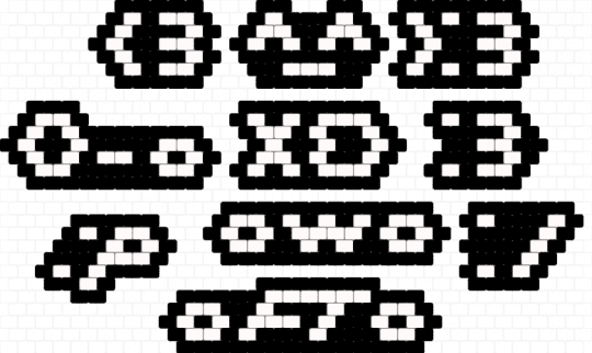mini text faces - black,white