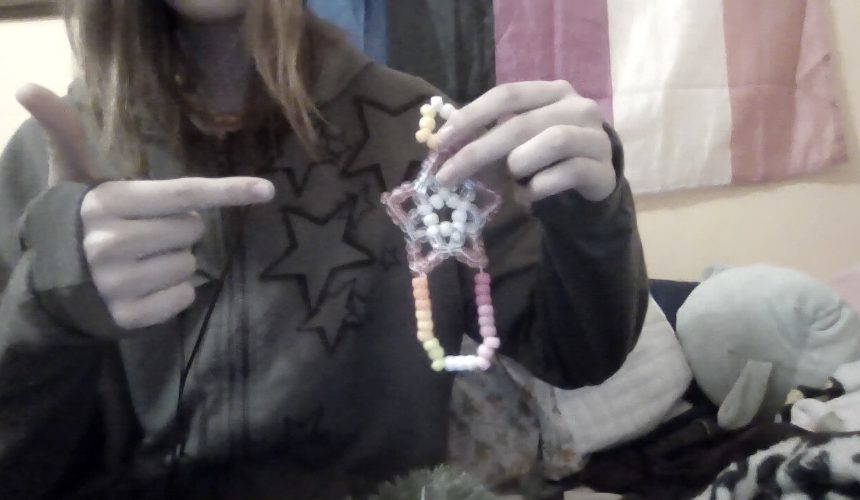 how 2 make a star glove ! ^_^ Tutorial Image