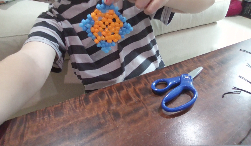 Kandi Square Tutorial how 2 stitch kandi squares 2gether - Kandi Pad | Kandi Patterns, Fuse ...