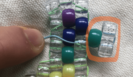 How to do a peyote stitch increase!