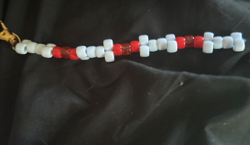 How to make a bone chain thing XD Tutorial Image