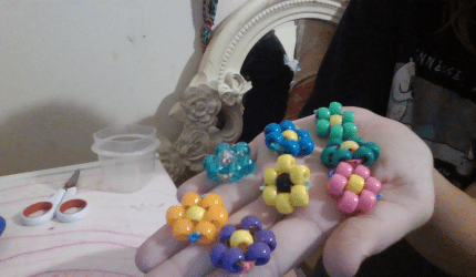 How to make a flower <3