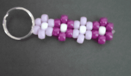 How to make a flower keychain
