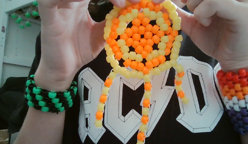 How To Make A Kandi Dreamcatcher Tutorial Image
