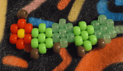 How to make a mini hungry catapillar charm :D