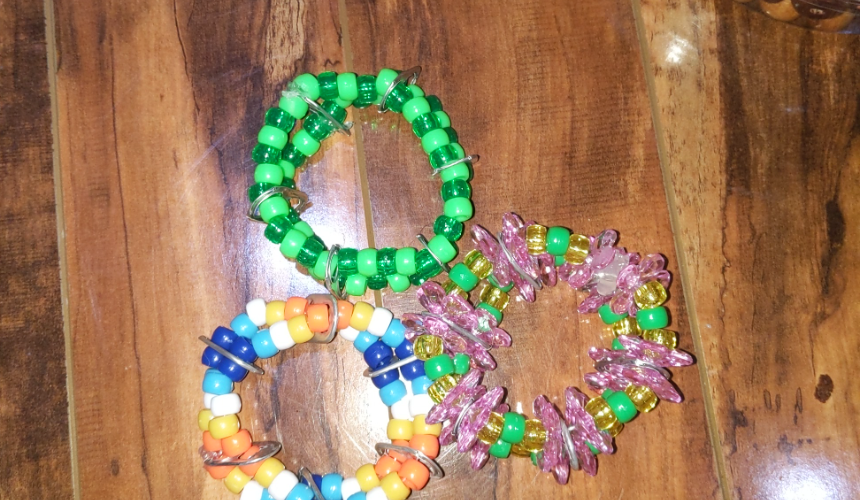 Mini Kandi Cuff Tutorial Image